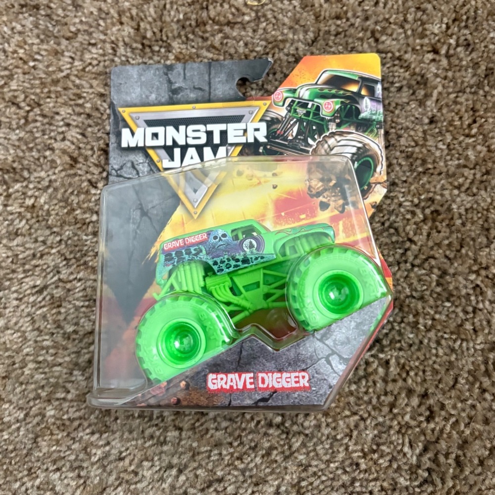 Monster Jam Grave Digger Neon Green Monster Truck 1:64 Scale Diecast BKT